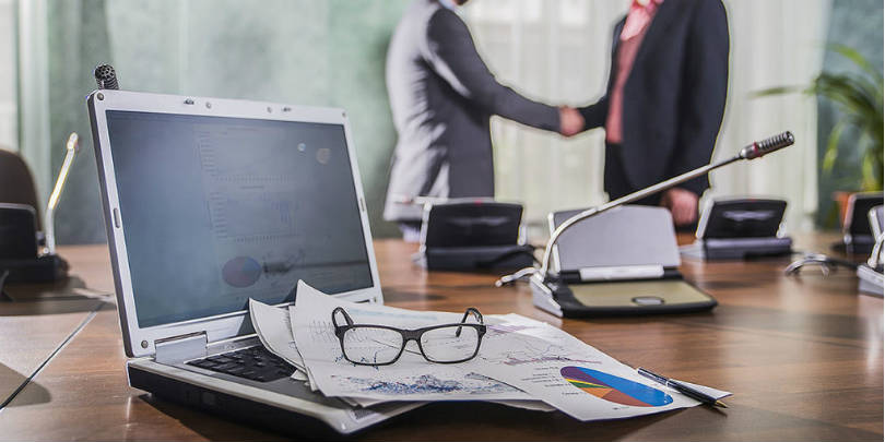 Công Ty Luật Hoàng Quân